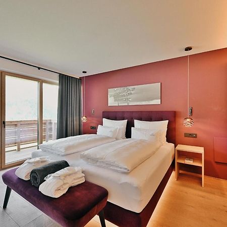 Chalet Hohe Welt - Luxury Apartments Lech am Arlberg Exterior photo